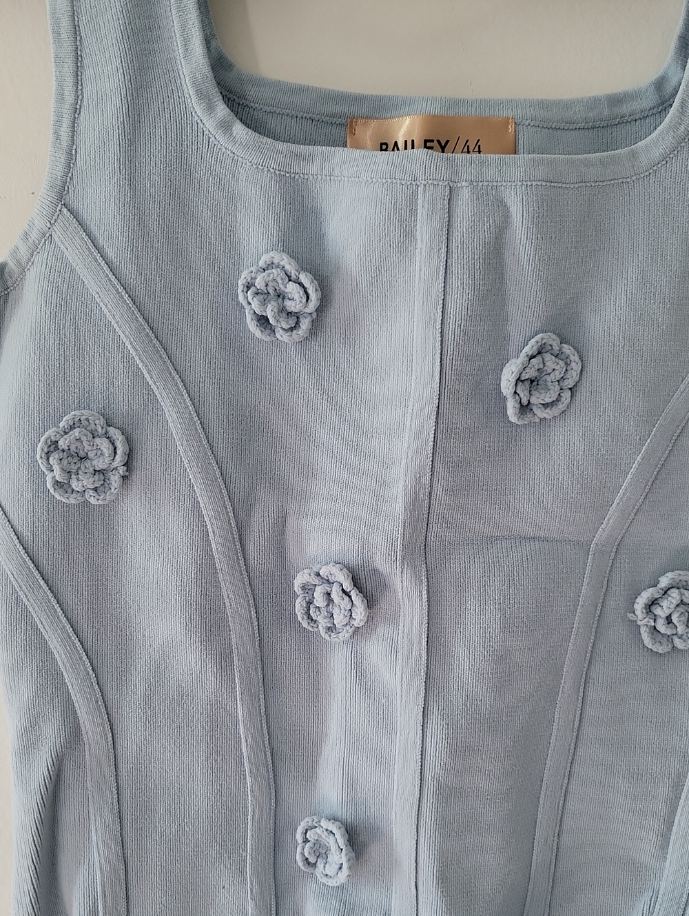 Light Blue Floral Appliqué Square Neck Tank Top - Picture 2 of 4
